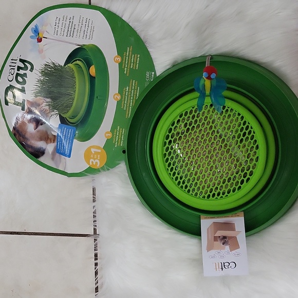 SALE!! Brand New CATIT PLAY 3-IN-1 CIRCUIT BALL TOY W/CAT GRASS - Picture 2 of 7